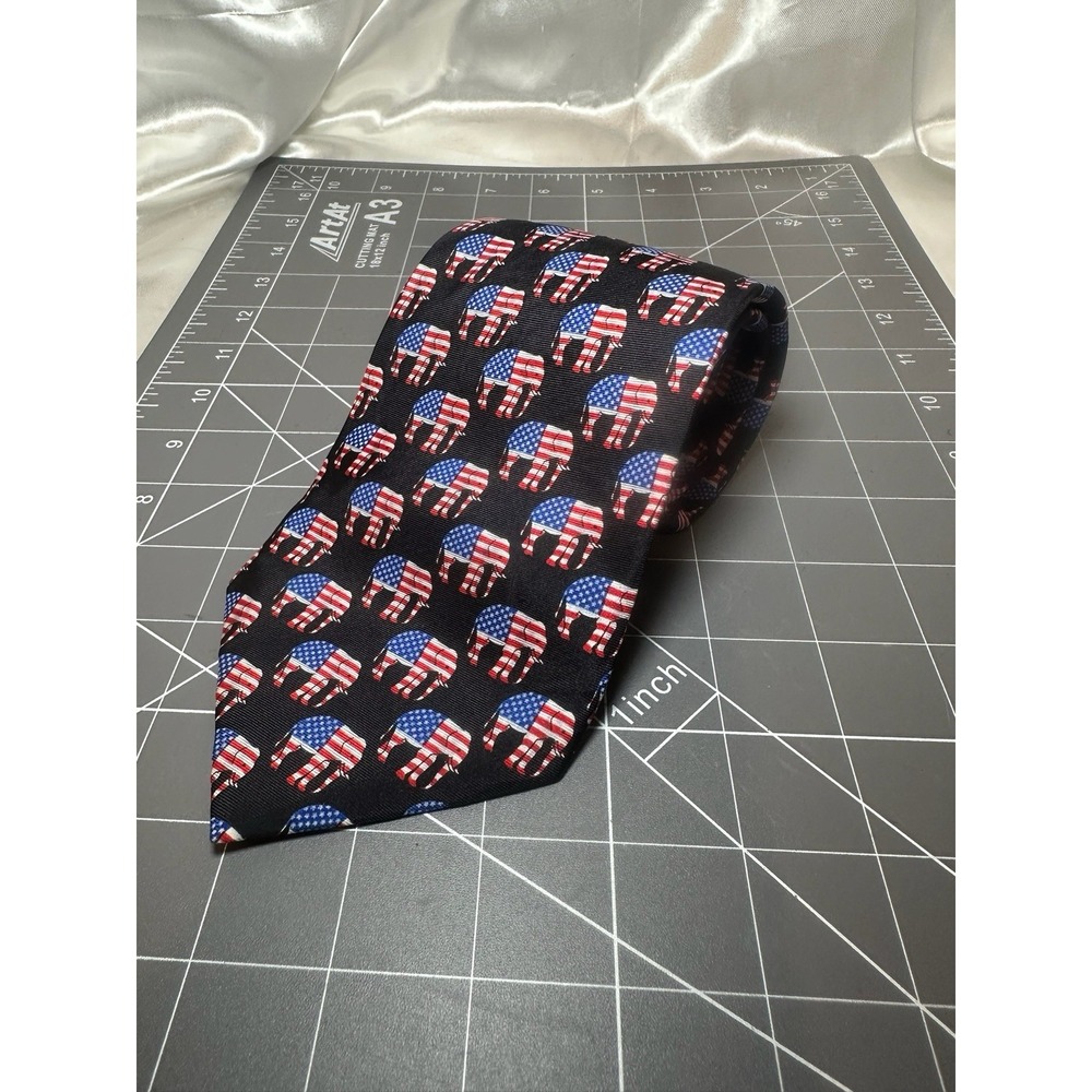 Museum Artifacts Elephant Silk Neck Tie American Flag Red White Blue Republican